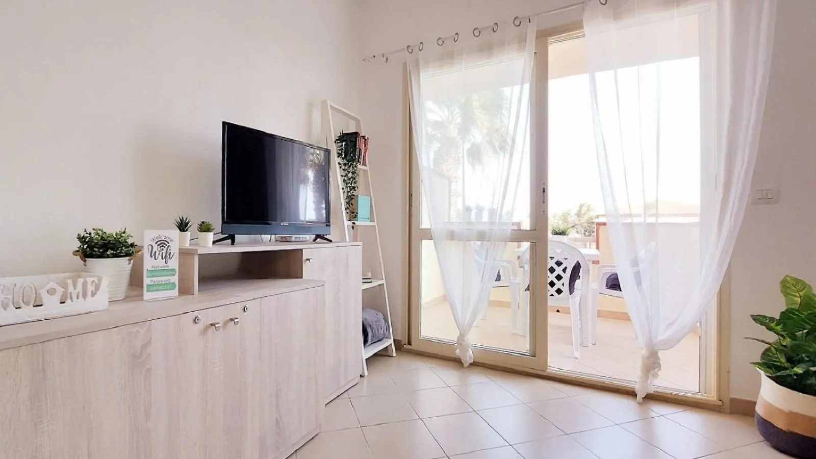 Sunshine Home Sal Santa Maria 0*,  Cape Verde